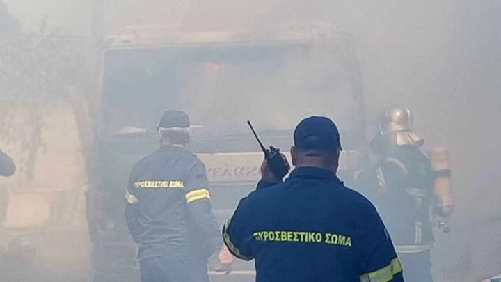 Στις φλόγες φορτηγό στην Εγνατία Οδό – Καθυστερήσεις στην κυκλοφορία
