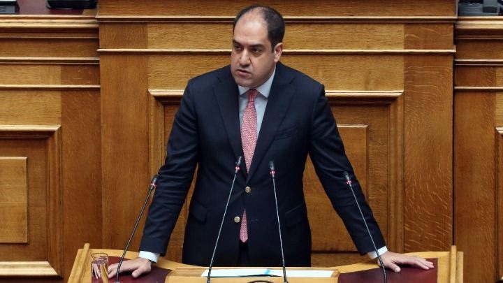 Ζητώ άρση ασυλίας μου και πλήρη διαλεύκανση από τη Δικαιοσύνη κάθε σκιάς που αγγίζει το πρόσωπο μου. Καμία δική μου συνομιλία, κανένα αδίκημα, καμία ζημία Δημοσίου