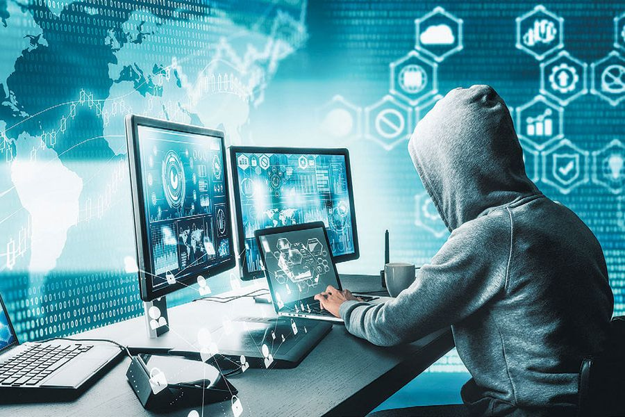 Ψεύτικοι αστυνομικοί, fake δικαστές: Οι νέες ψηφιακές απάτες που εξαπλώνονται διεθνώς