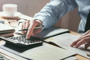 Μεγάλο άνοιγμα στον εξωδικαστικό για τα χρέη – Ξεμπλοκάρουν λογαριασμοί, έρχονται 72 δόσεις για τα παλιά «φέσια»