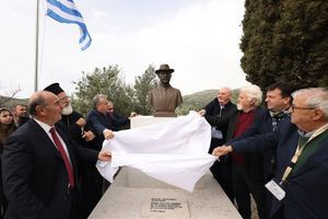 Δήμος Βιάννου: Συγκίνηση στα αποκαλυπτήρια της προτομής του Ιωάννη Κονδυλάκη