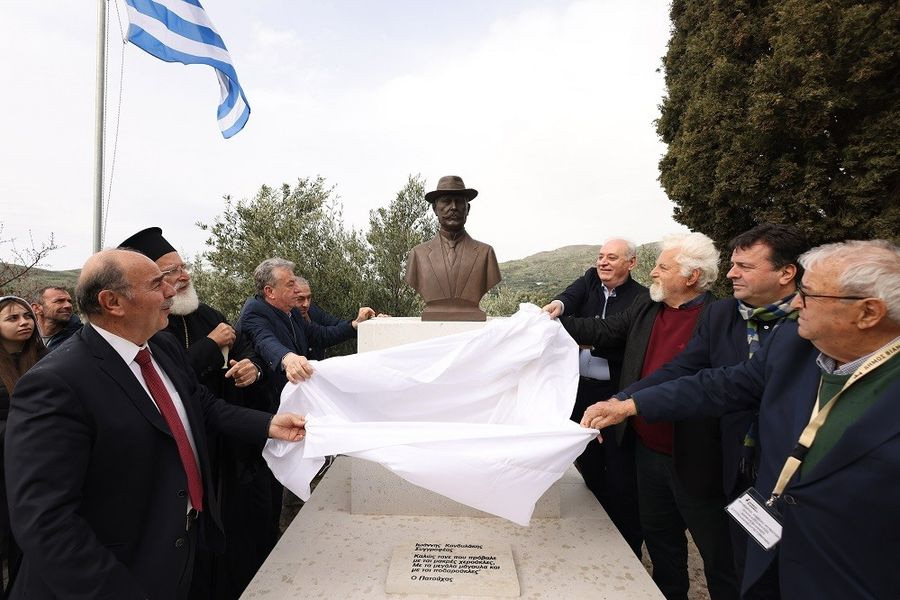 Δήμος Βιάννου: Συγκίνηση στα αποκαλυπτήρια της προτομής του Ιωάννη Κονδυλάκη