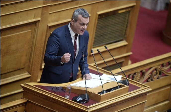 Τι περιλαμβάνει η ιδιωτική χρηματοδότηση των κομμάτων;