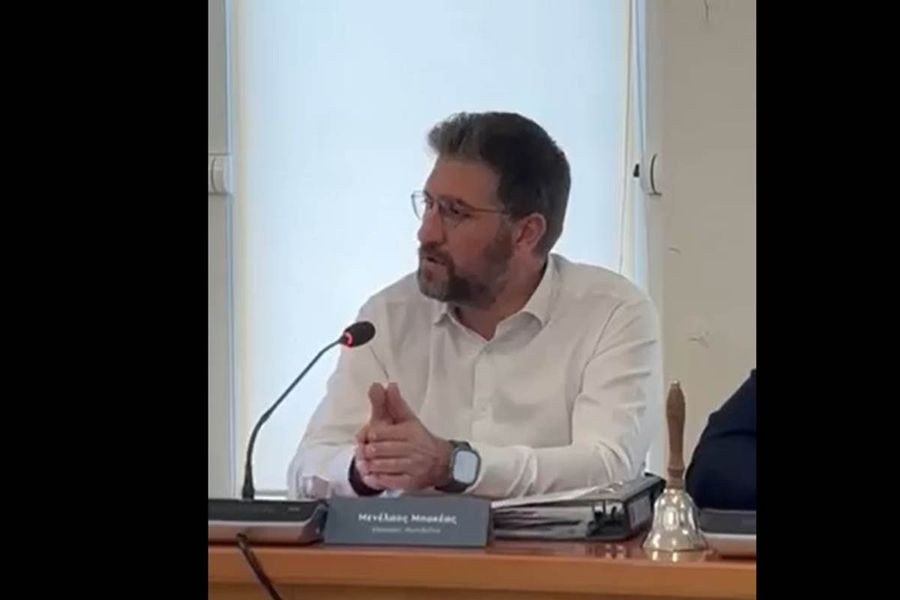 (BINTEO) «Καρφιά» Μποκέα κατά ΟΑΚ στο Δημοτικό Συμβούλιο