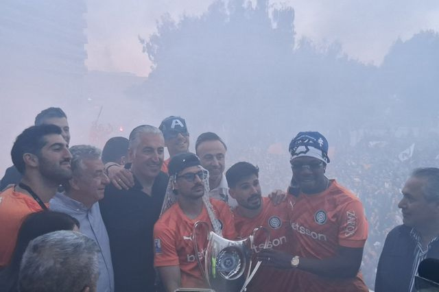 Μπούσης: «Κάναμε κάτι που θα μνημονεύεται για πάντα – Τιμή μου που με αποκαλούν πρόεδρό σας»