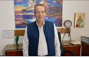 Πασχαλινό Μήνυμα Δημάρχου Χερσονήσου Ζαχαρία Δοξαστάκη