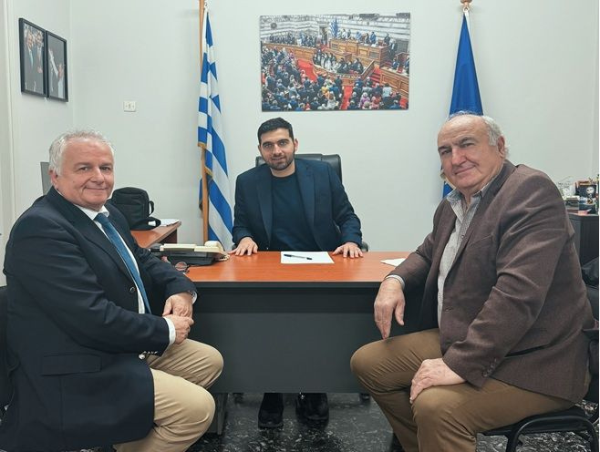 Συνάντηση Κωνσταντίνου Κεφαλογιάννη με τον Πρόεδρο και τον Ταμία της Πανελλήνιας Ομοσπονδίας Διευθυντών Ξενοδοχείων.