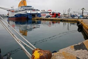 ΠΝΟ: Εικοσιτετράωρη απεργία σε όλες τις κατηγορίες πλοίων την Πρωτομαγιά