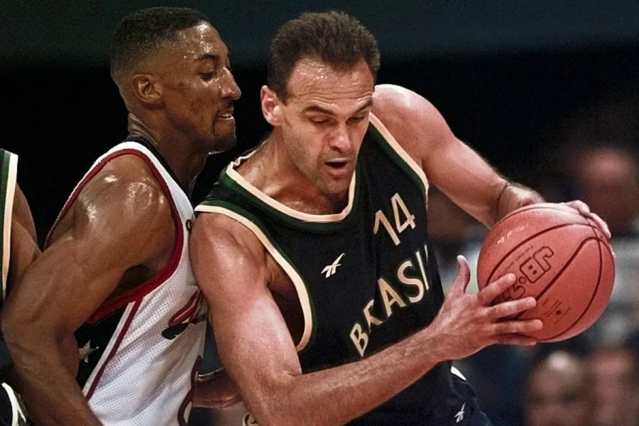 Θρήνος στο παγκόσμιο μπάσκετ: Πέθανε ο Όσκαρ Σμιντ