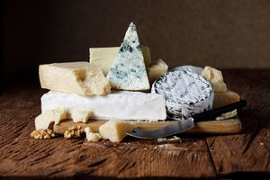 Το τυρί που «νικά» το κρέας σε πρωτεΐνη – Πόσο και πότε να τρώμε