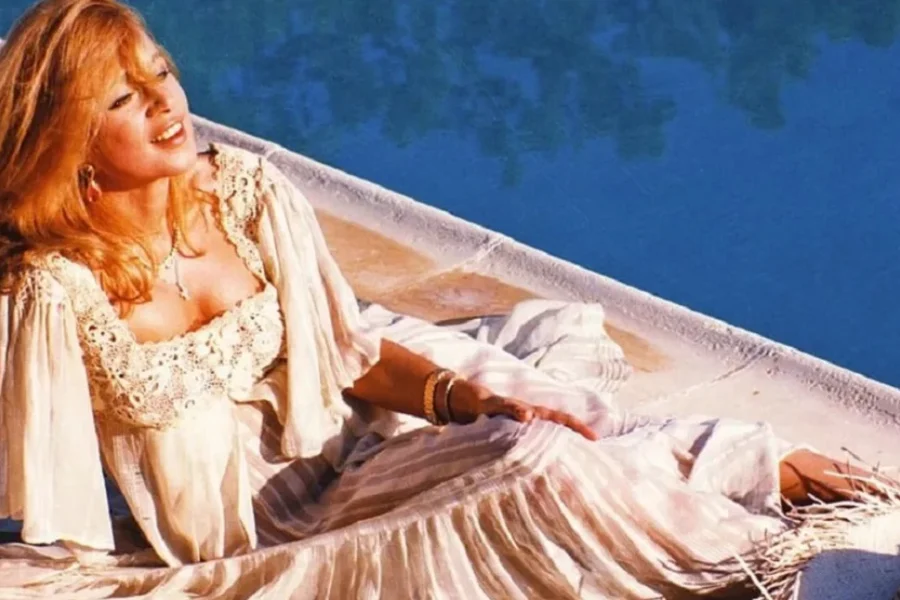 Αλίκη Βουγιουκλάκη: Τι αποκαλύπτει ο γιατρός της για το πειραματικό πρωτόκολλο