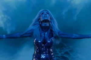 Άννα Βίσση: Αυτό είναι το βιντεοκλίπ για το viral «Αιγαίο»