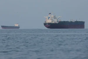 Φιντάν: Η Τουρκία θα μπορούσε να βοηθήσει στην αποναρκοθέτηση του Στενού του Ορμούζ μετά την ειρηνευτική συμφωνία