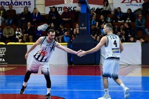 Νυν υπέρ πάντων αγώνα  δίνουν ΟΦΗ και Αναγέννηση