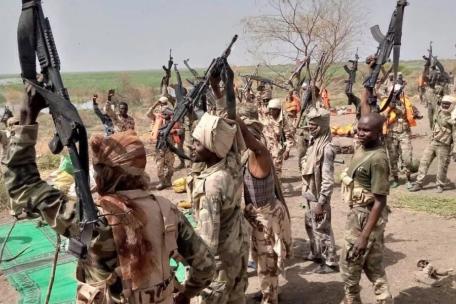 Τουλάχιστον 21 νεκροί σε μάχη χωρικών με ένοπλη συμμορία στη Νιγηρία