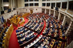 Βουλή: Κατατέθηκε το νομοσχέδιο για την αναμόρφωση του κληρονομικού δικαίου