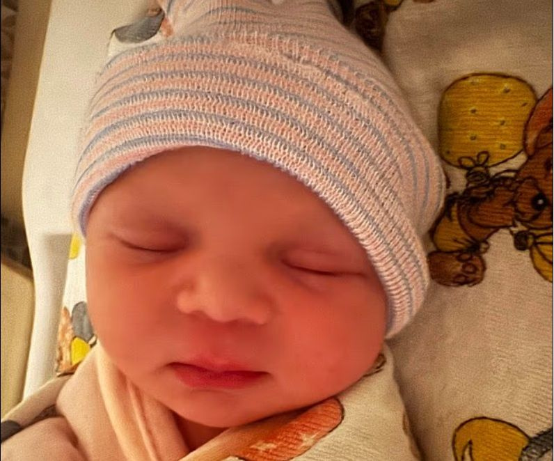 Air-Baby: Γυναίκα γέννησε στα 30.000 πόδια!