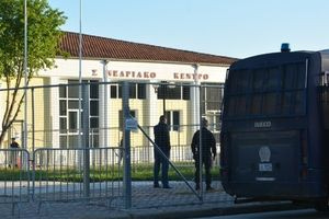 Δίκη για Τέμπη: Με ενστάσεις για την υποστήριξη της κατηγορίας ξεκίνησε η σημερινή συνεδρίαση