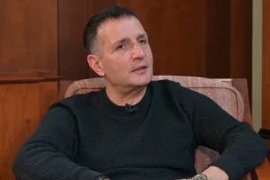 Δημήτρης Μπάσης: Σκέφτομαι να μετακομίσω μόνιμα στο χωριό μου στο Κιλκίς, είμαι 33 χρόνια στην Αθήνα και δεν με έχει κερδίσει