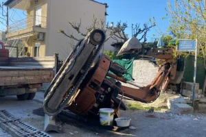 Πέθανε ο 58χρονος χειριστής που είχε καταπλακωθεί από εκσκαφέα στον Βόλο