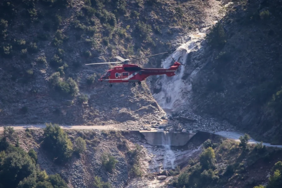 Επιχείρηση διάσωσης στο φαράγγι του Βίκου για τραυματισμένη πεζοπόρο