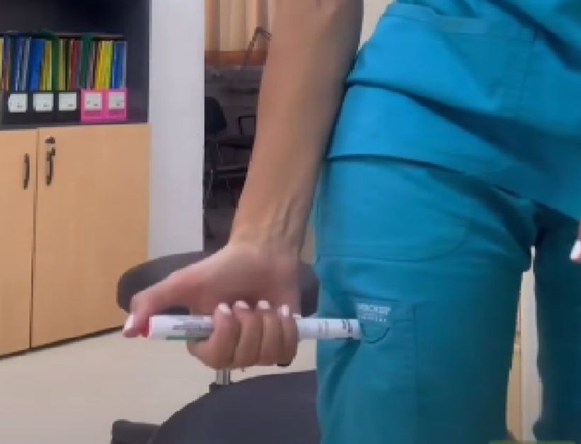 Μέλισσα κόντεψε να σκοτώσει γυναίκα στην Κρήτη – Την έσωσε η γειτόνισσα με ένεση αδρεναλίνης!