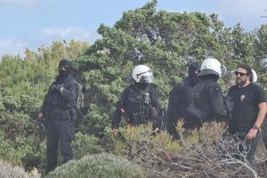 Η Δήμαρχος Γαύδου απαντά για τις διαμαρτυρίες και τις κατεδαφίσεις