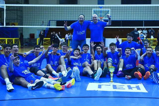 Η ΓΕΗ πρωταθλήτρια  βόλεϊ παίδων Κρήτης