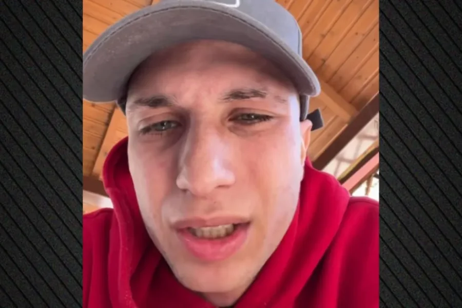 Το συγκινητικό μήνυμα του Youtuber Γιάννη Αεράκη που πάσχει από καρκίνο: Μην έχετε τίποτα δεδομένο