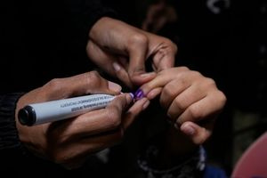 HPV: Ο καρκίνος, η πρόληψη και η σημασία του εμβολιασμού