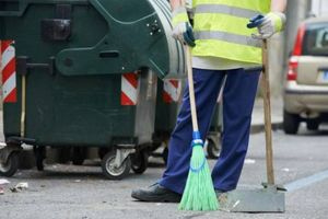 Πού βρέθηκαν τώρα 3 εκατ. ευρώ; Βαριές καταγγελίες από τους εργαζόμενους στην Καθαριότητα