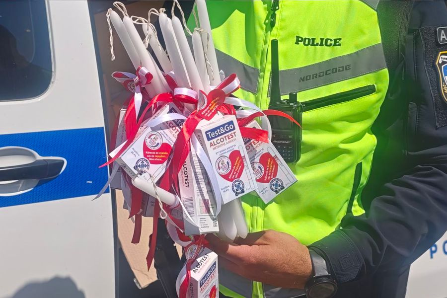 Χανιά: Αλκοτέστ και λαμπάδες στους οδηγούς