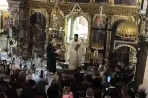 H πρώτη Ανάσταση: Το εντυπωσιακό έθιμο του τεχνητού σεισμού στην Κέρκυρα – Ο «ιπτάμενος» ιερέας στη Χίο