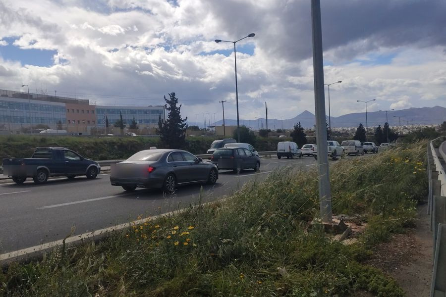 (ΒΙΝΤΕΟ + ΦΩΤΟ) Έντονο μποτιλιάρισμα στον ΒΟΑΚ