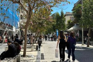 (ΦΩΤΟ) “Μύρισε” Πάσχα στην αγορά του Ηρακλείου