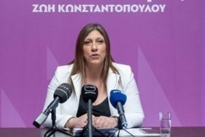 Την καταδίκη της Ζωής Κωνσταντοπούλου από το νομικό κόσμο για τη συμπεριφορά της στις δικαστικές αίθουσες ζητά η Ένωση Δικαστών και Εισαγγελέων