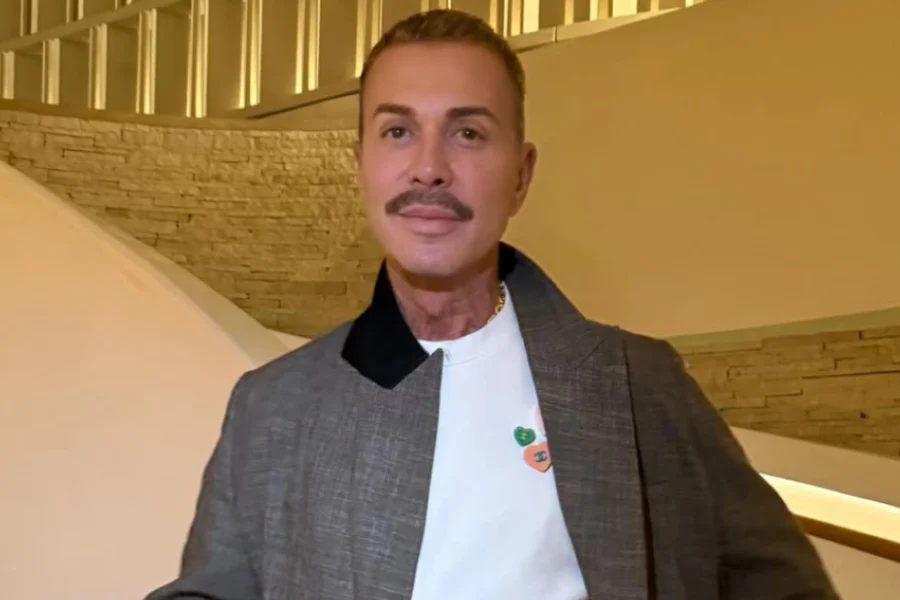 Συγκινημένος on air ο Λάκης Γαβαλάς: Έχασα έναν άνθρωπο που αγαπούσα πολύ