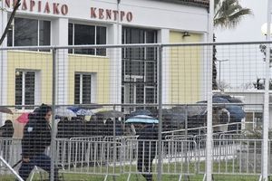 Διαμαρτύρεται η ΕΣΗΕΘΣτΕ-Ε για τις συνθήκες κάλυψης της δίκης των Τεμπών από δημοσιογράφους