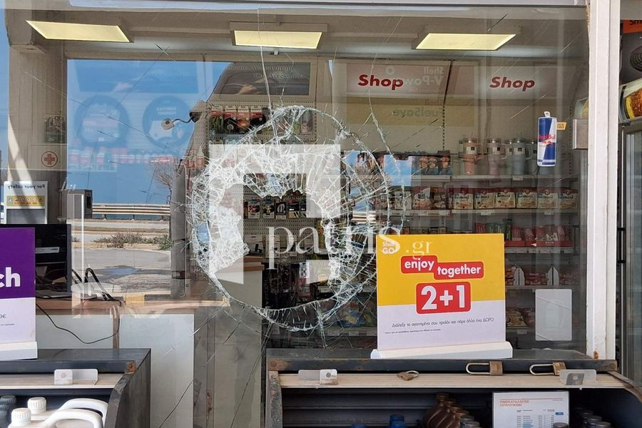 (ΦΩΤΟ) Διέρρηξαν βενζινάδικο στο Ηράκλειο – Έσπασαν τη τζαμαρία και αφαίρεσαν χρήματα και τσιγάρα