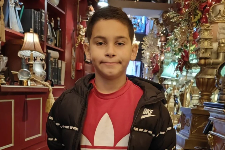 Θρήνος για τον 13χρονο Κωνσταντίνο που σκοτώθηκε στην Ηλεία: Το πατίνι το έκανε δώρο η οικογένεια, το έπαιρνε συνέχεια, λέει η γιαγιά του