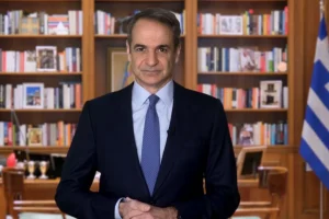 (ΒΙΝΤΕΟ) Μητσοτάκης: Εισηγούμαι ασυμβίβαστο υπουργού και βουλευτή για μετά τις εκλογές του 2027