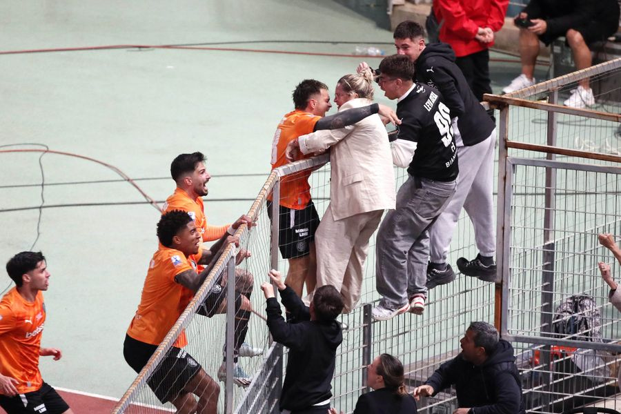 Μαμά Νους: «Περήφανη για τον γιό μου»