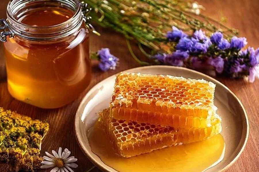 Ακρίβυνε το μέλι: Με..πετρέλαιο δουλεύουν οι μέλισσες;