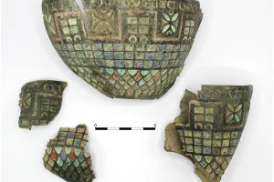 Ανακαλύφθηκε σπάνιο κύπελλο 2.000 ετών με το Τείχος του Αδριανού — Ένα από τα πέντε μόνο γνωστά