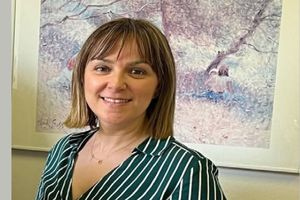 “Στης Ογκολογικής τους σιωπηλούς διαδρόμους, περνούσε η μορφή σου σαν φως της αυγής..” – Το συγκινητικό αντίο από τη Γεωργία Μηλάκη