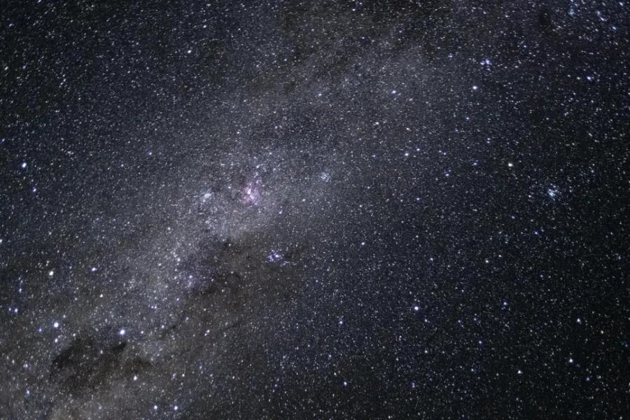 Εκπληκτική, νέα φωτογραφία του Γαλαξία -Mαγικές εικόνες από τη «σκοτεινή» πλευρά της Σελήνης