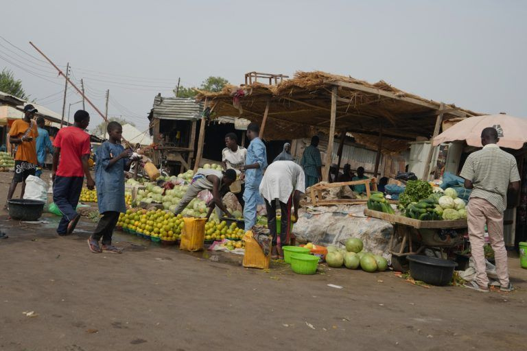 Νιγηρία: 100 νεκροί τουλάχιστον από λαθεμένο χτύπημα της αεροπορίας σε τοπική αγορά