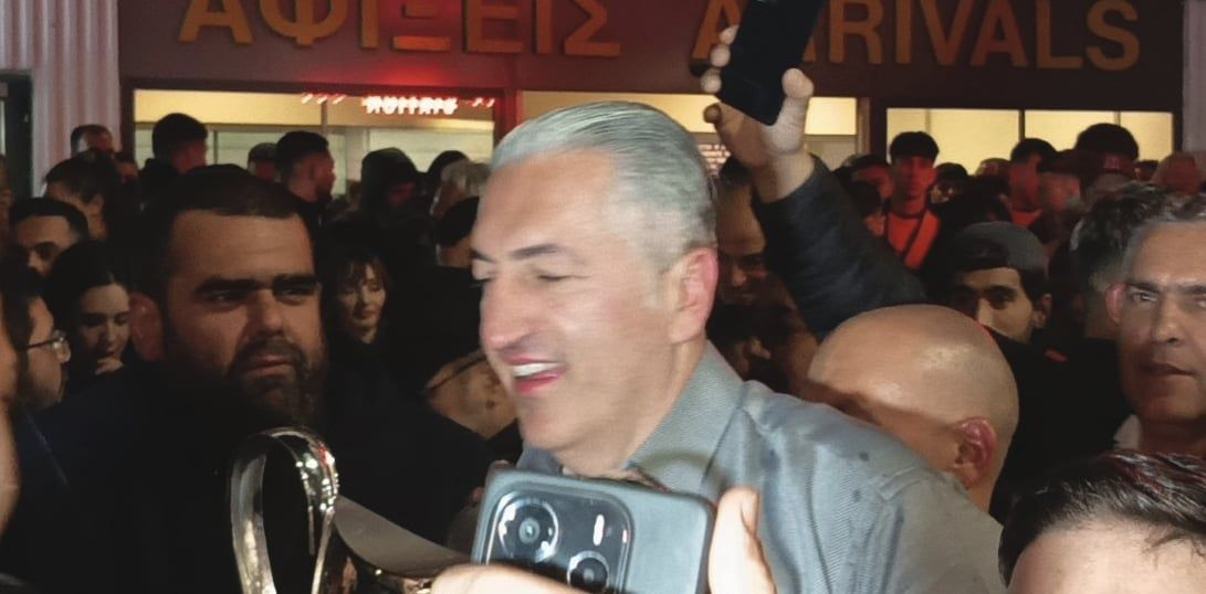 ΟΦΗ: Αποθεωτική υποδοχή στο αεροδρόμιο Ηρακλείου για τους Κυπελλούχους Ελλάδας