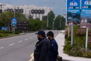 Al Arabiya: Παραμένουν στο Ισλαμαμπάντ Γουίτκοφ και Κούσνερ για να συνεχίσουν τις διαπραγματεύσεις με το Ιράν