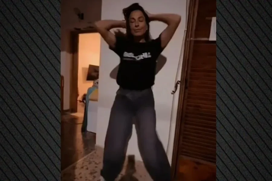 Η Κατερίνα Παπουτσάκη χόρεψε ξέφρενα το «Ξέρω τι ζητάω» των Hi-5, δείτε βίντεο